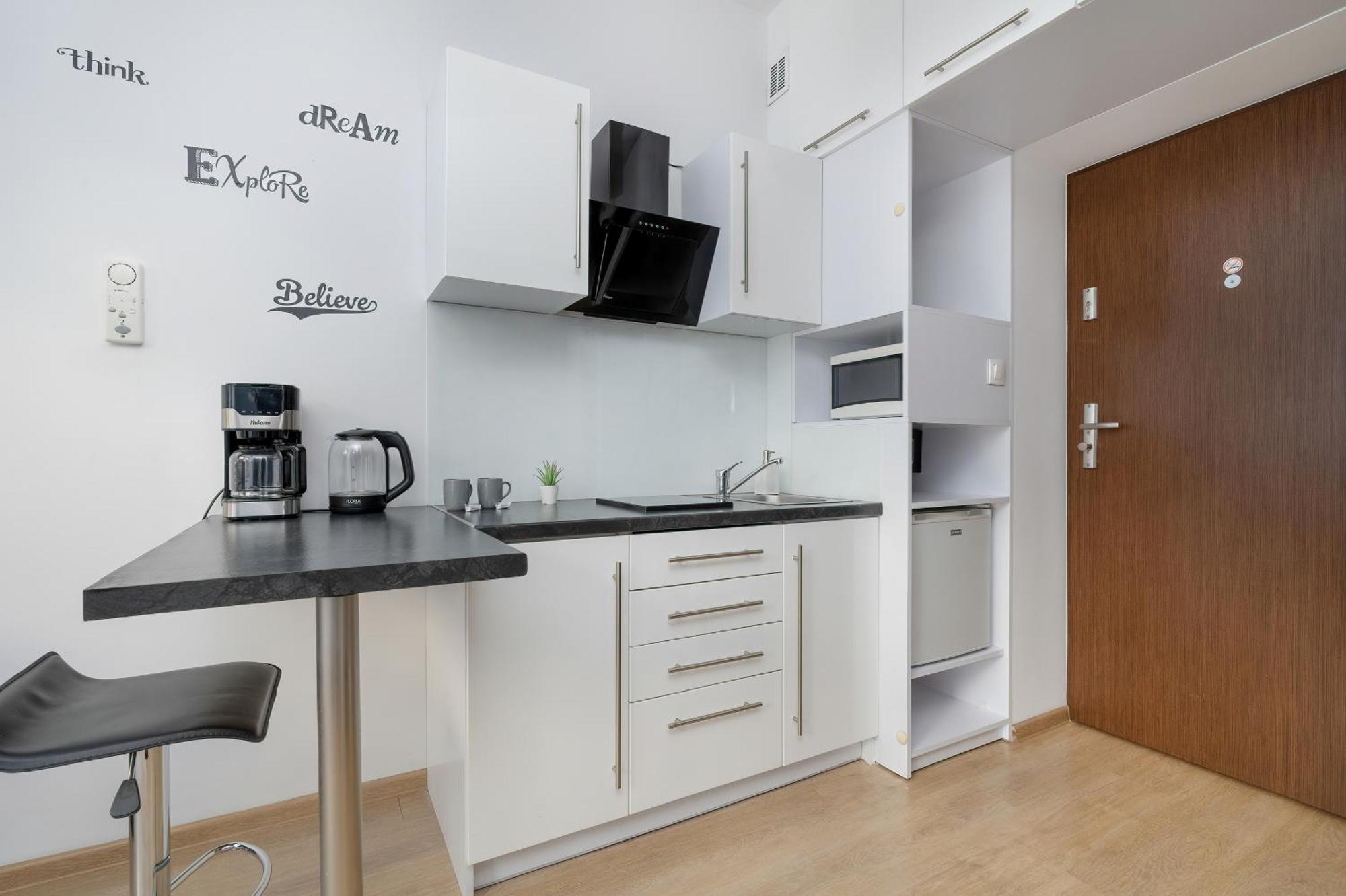 Lea Apartments Krakow Krowodrza By Noclegi Renters Exterior photo